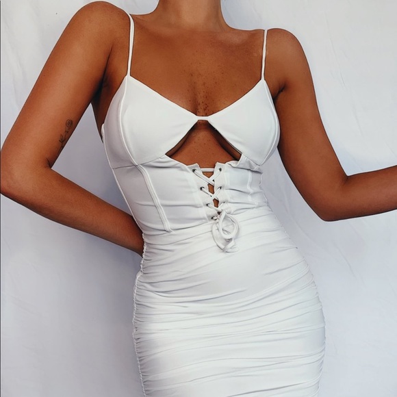 Tiger Mist Dresses & Skirts - Tiger Mist Ellinor dress ☁️🤍